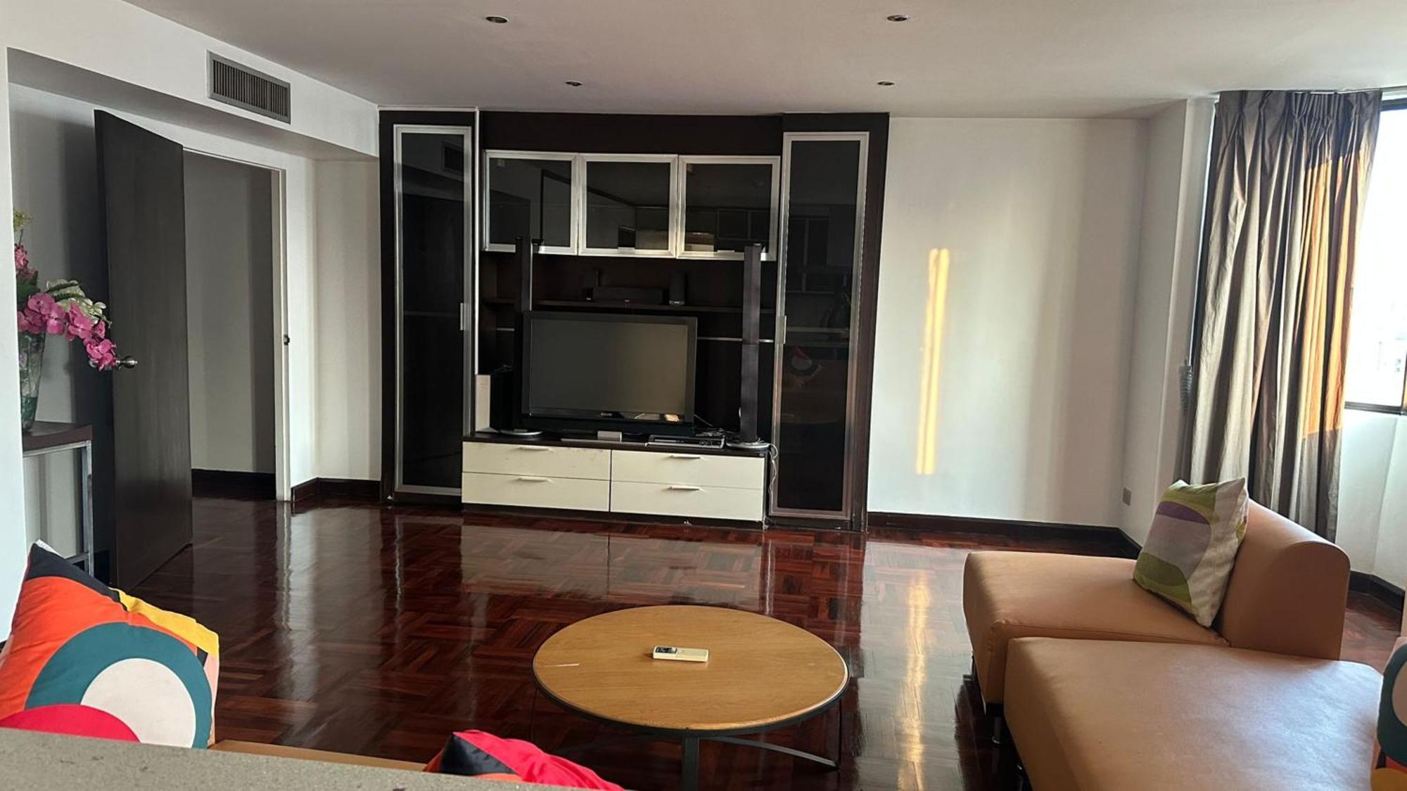 Omni Tower Sukhumvit Nana Direct Hotel Bangkok Eksteriør billede