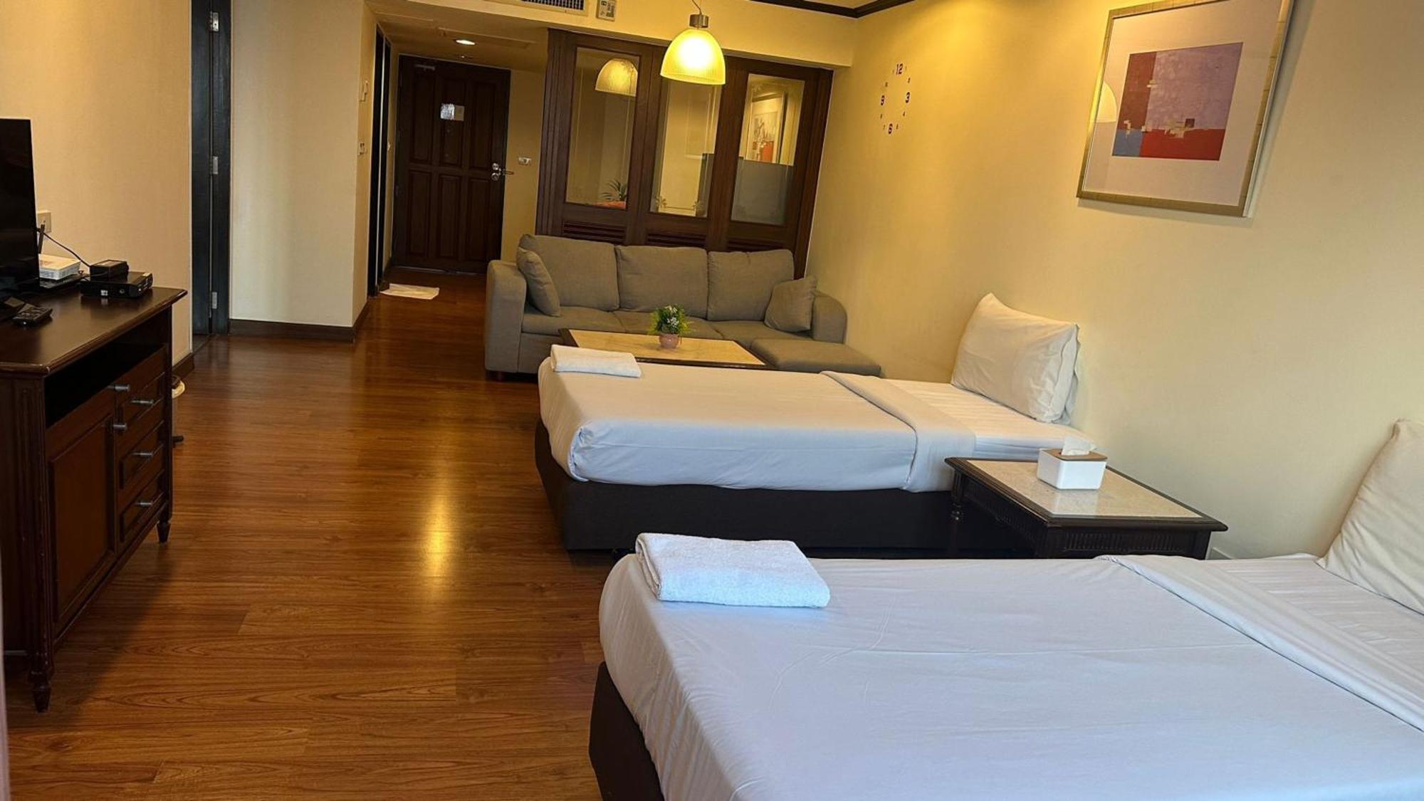 Omni Tower Sukhumvit Nana Direct Hotel Bangkok Eksteriør billede
