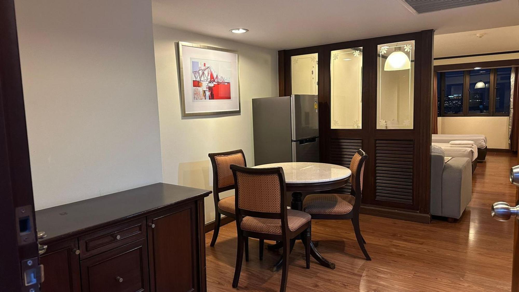 Omni Tower Sukhumvit Nana Direct Hotel Bangkok Eksteriør billede