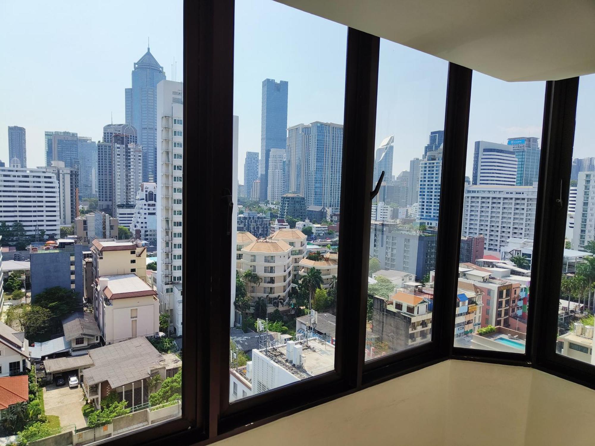 Omni Tower Sukhumvit Nana Direct Hotel Bangkok Eksteriør billede